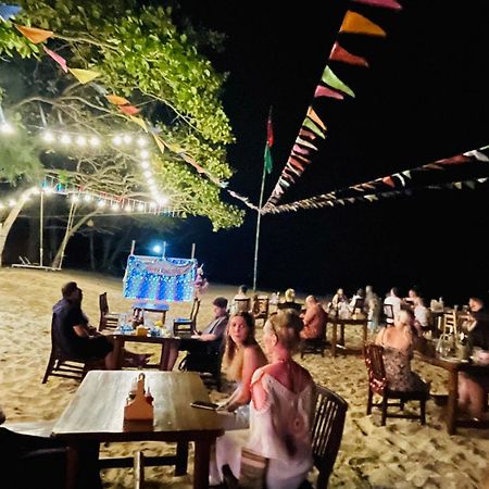 Koh Jum Delight Beach Екстериор снимка