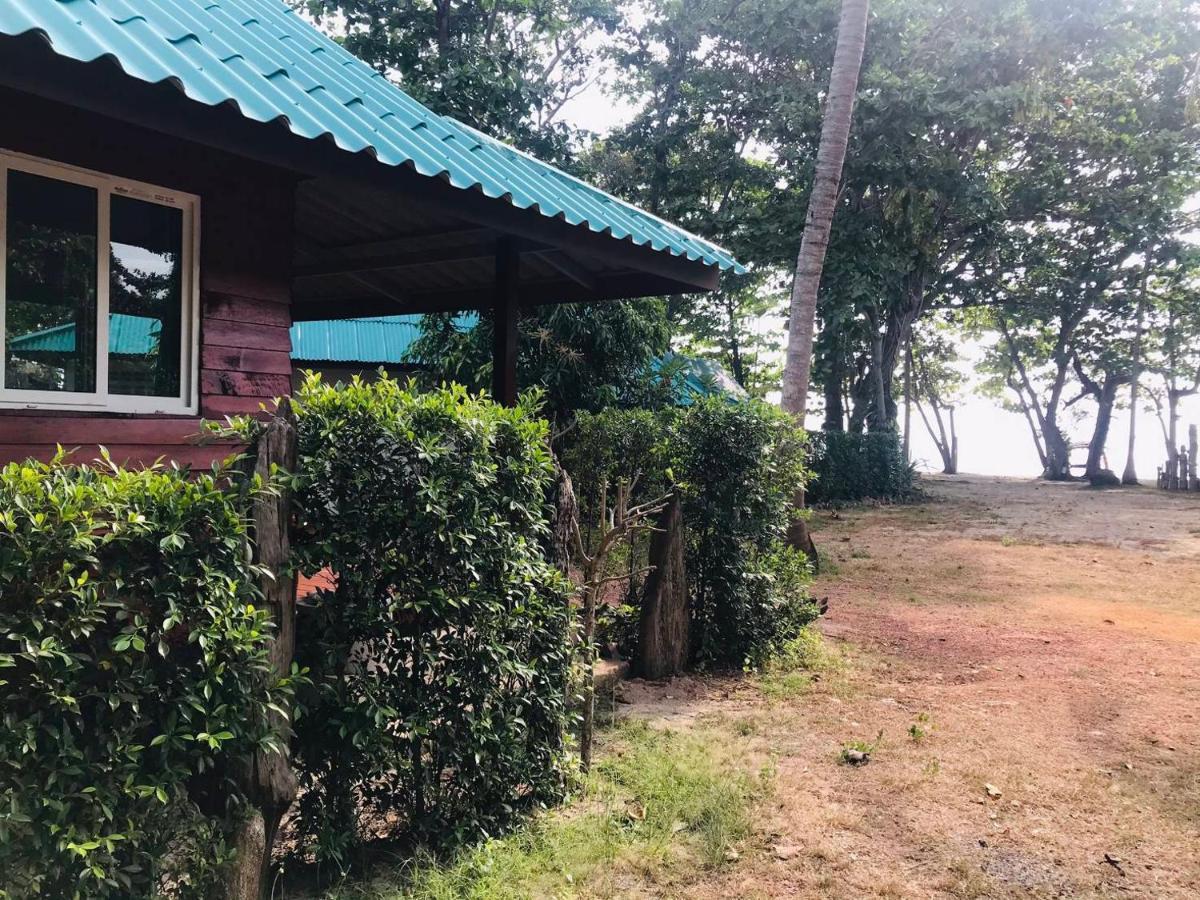 Koh Jum Delight Beach Екстериор снимка