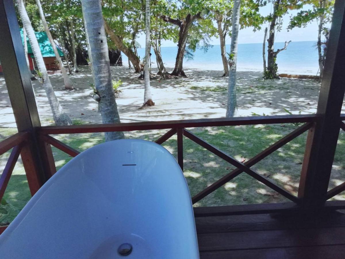 Koh Jum Delight Beach Екстериор снимка
