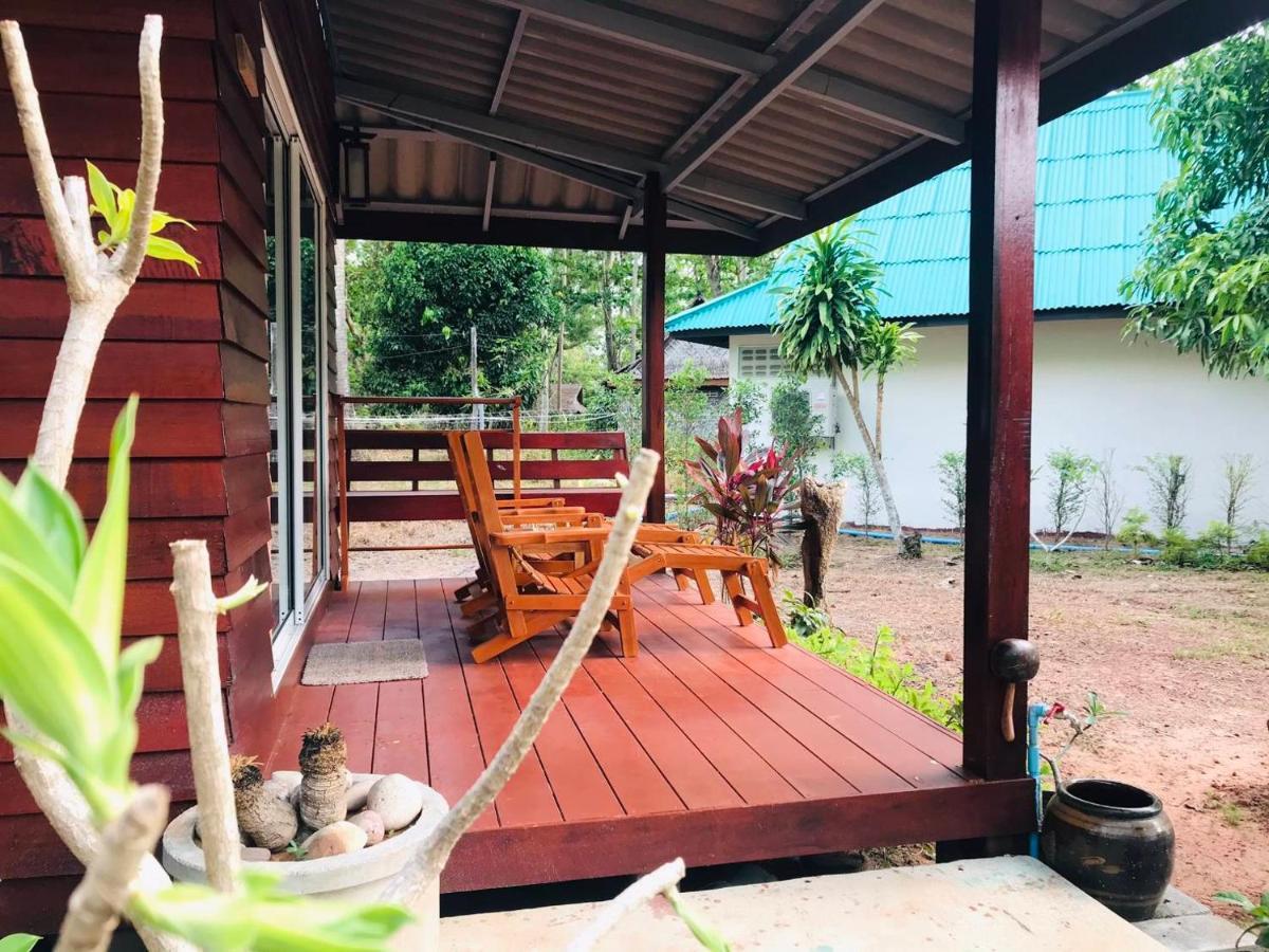 Koh Jum Delight Beach Екстериор снимка