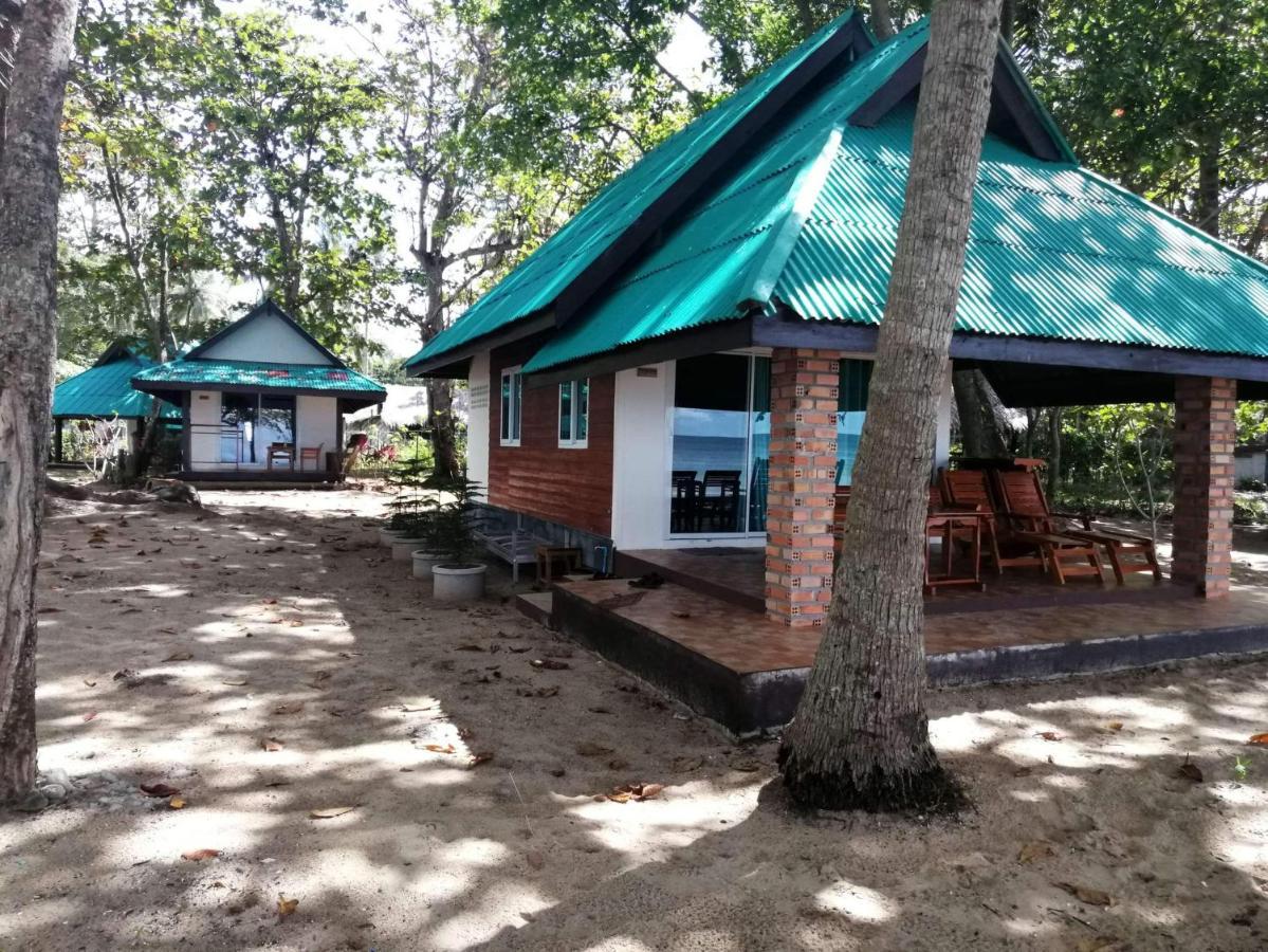 Koh Jum Delight Beach Екстериор снимка